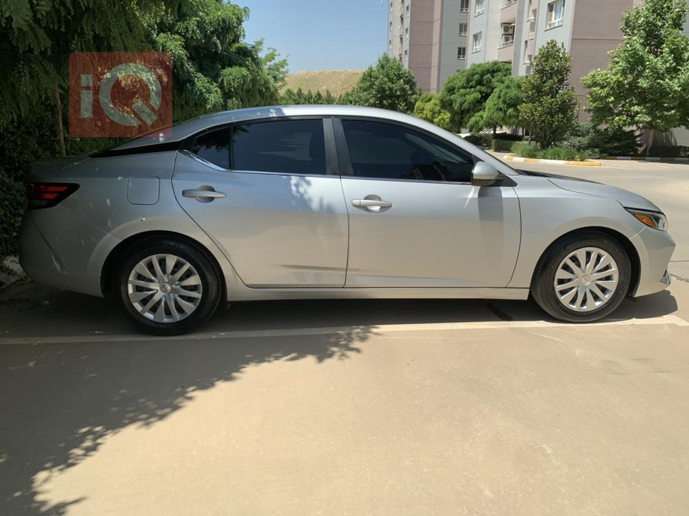 نيسان سنترا